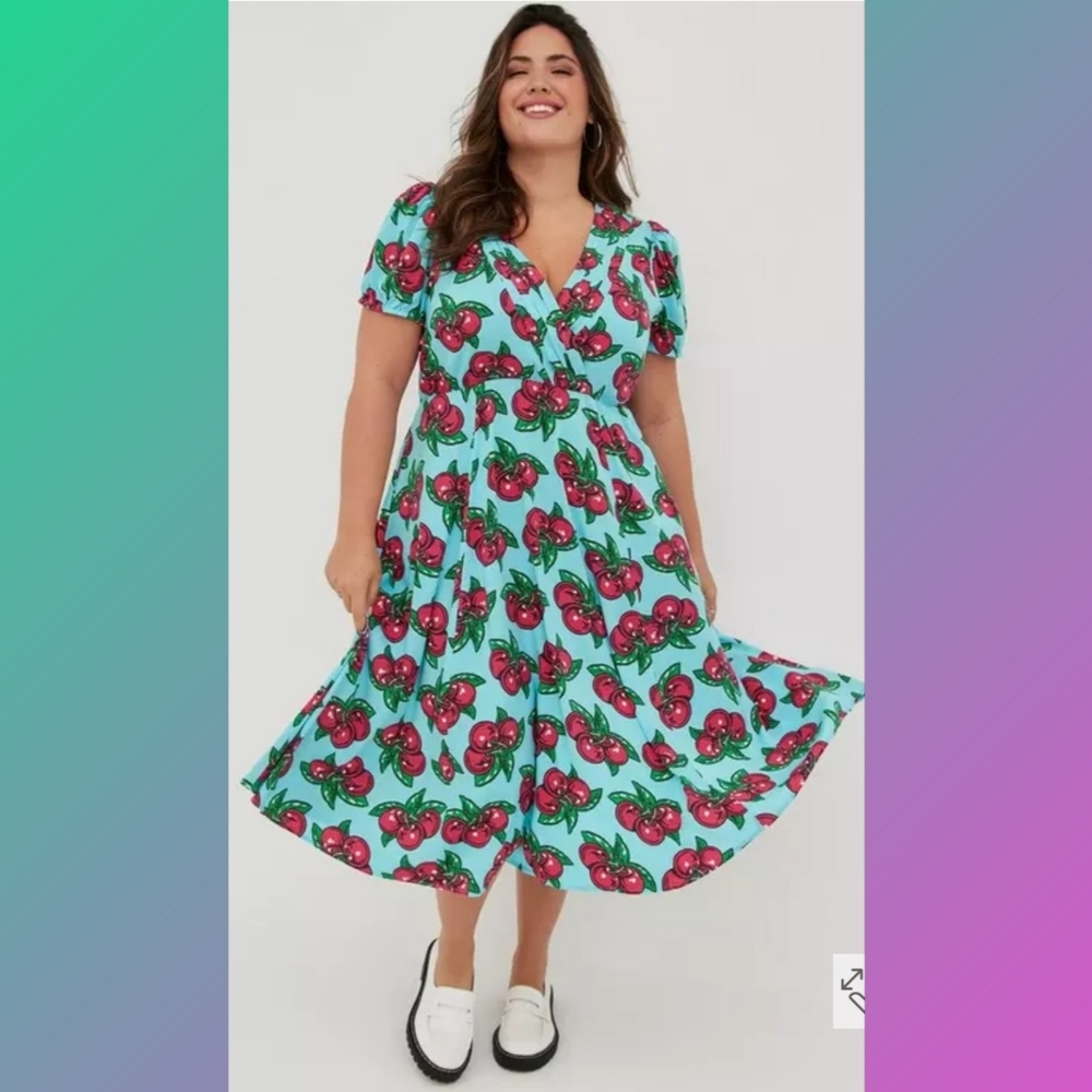 NWT Torrid x Betsey Johnson Fit & Flare Midi Dress - Stretch Challis Cherry Blue